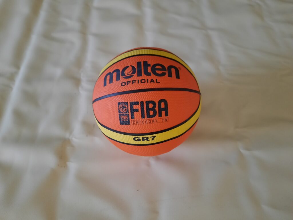 Palla Da Basket Silenziosa In Schiuma - Diametro 18cm, Per Allenamento Indoor, Arancione - Foto 9
